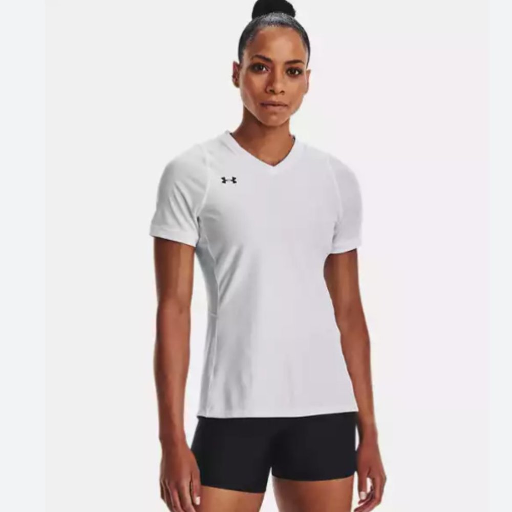 NWOT - Under Armour White T Shirt